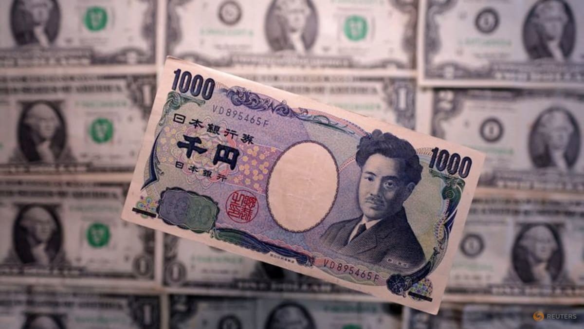 Dollar Steadies as US CPI Looms, Yen Holds at 40-Year Lows