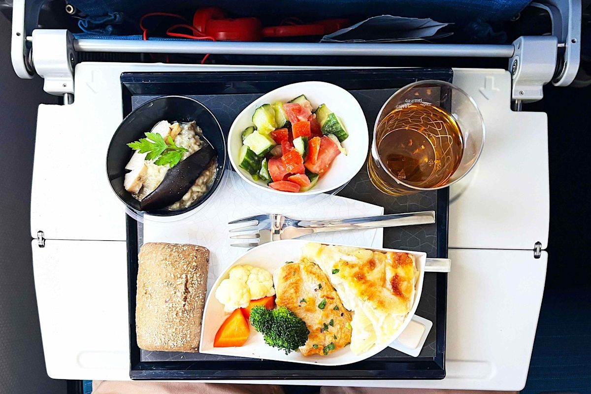 Delta Leads GLP-1-Friendly Airline Meals: What Regional Carriers Can Learn